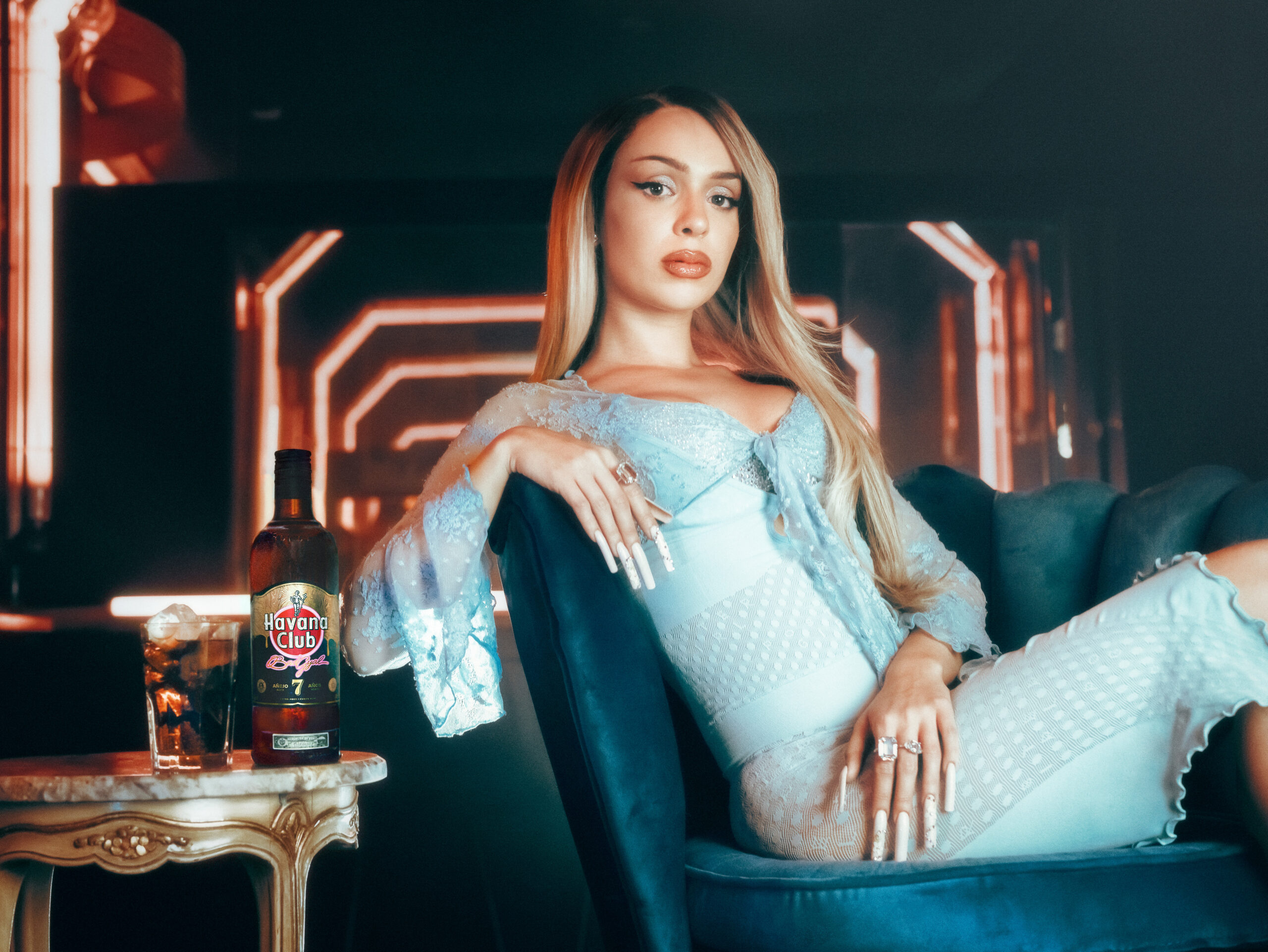 Havana Club 7 x Bad Gyal, una edición limitada que celebra la energía de las fiestas urbanas