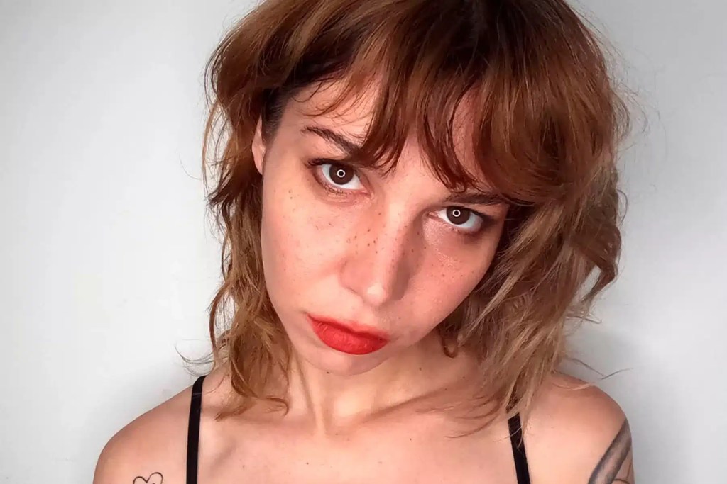 Mija lanza el sencillo ‘A Woman Comes Into The&nbsp;Room’