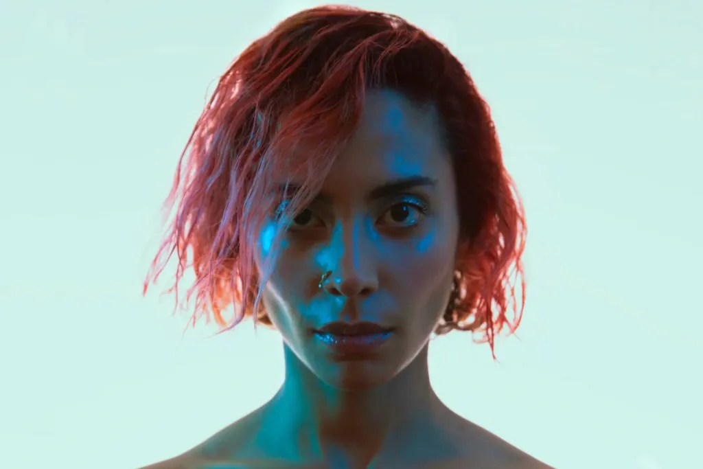 Hezen explora la intimidad digital y las identidades de género en ‘Au Clair de La&nbsp;Lune’