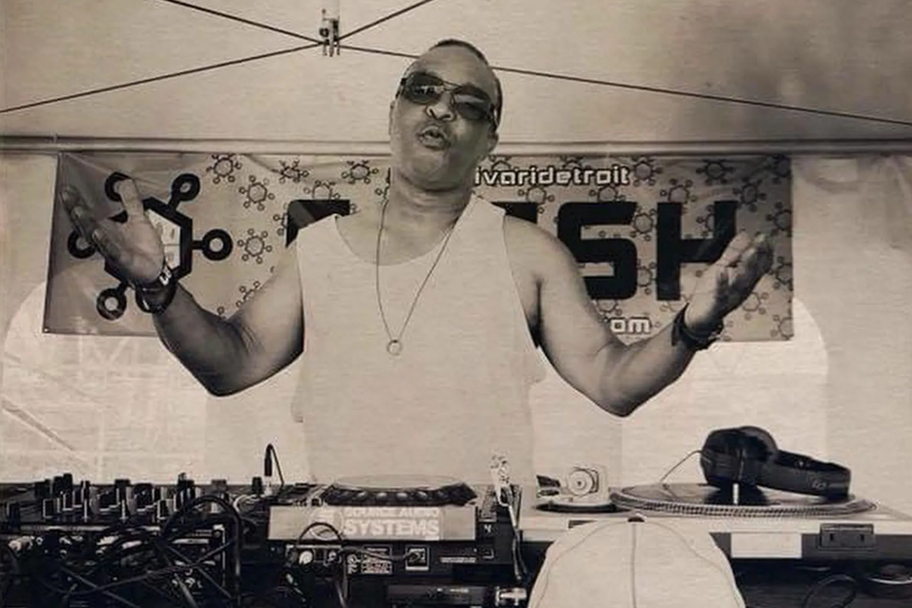 El pionero DJ de Detroit, Mike Brown, fallece