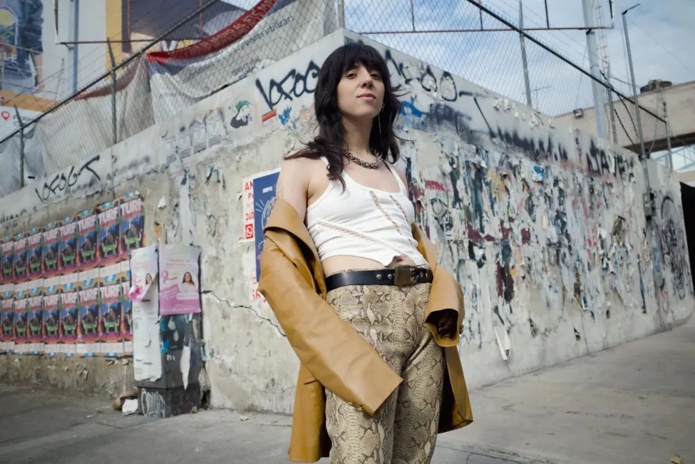 Chloé Caillet comparte ’12 Inch Acid’ con Luke&nbsp;Alessi